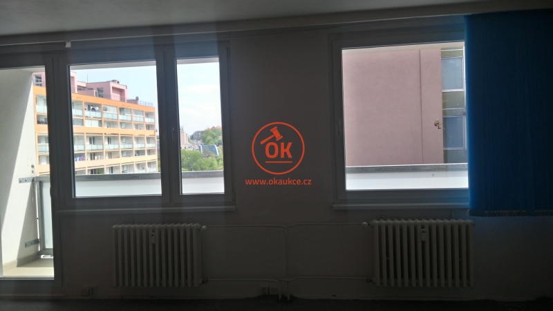 Prodej bytu 2+1 před rekonstrukcí, Praha 10 - Vršovice
