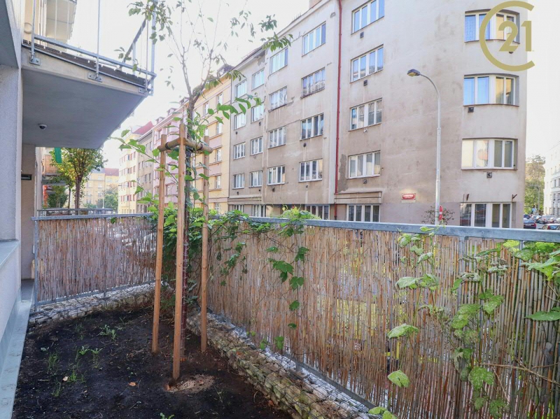 DOBROVOLNÁ AUKCE - prodej loftového bytu v rezidenčním projektu, Praha - Libeň